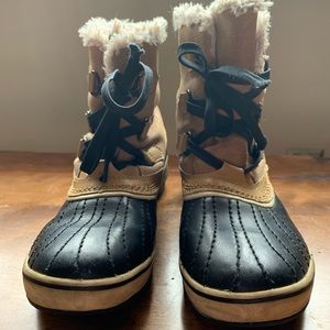 Sorel Tivoli Tan Snow Boots